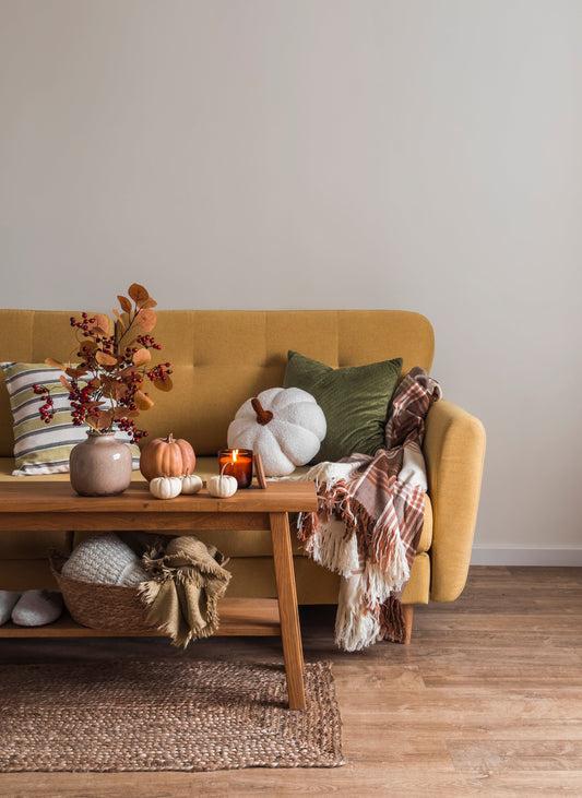 Transform Your Home: Stylish Seasonal Decor Tips 🍂🎄🌸