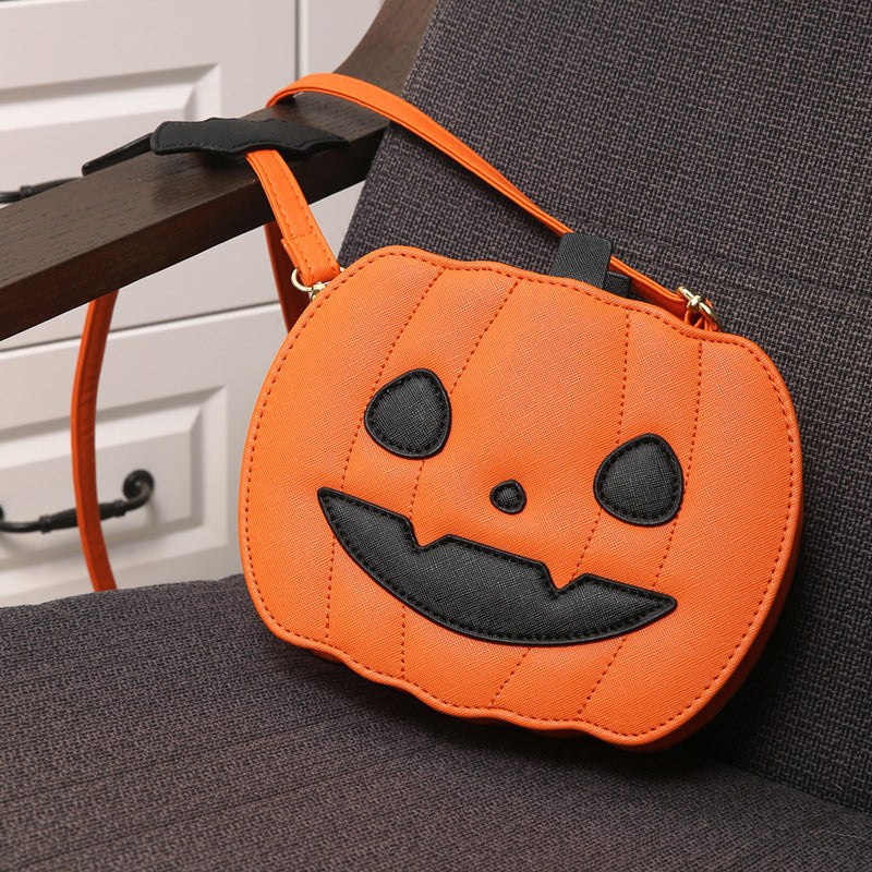 2023 Halloween Bags Funny Pumpkin Cartoon Shoulder Crossbody Bag With Bat Personalized Creative Female Bag Bests Sale