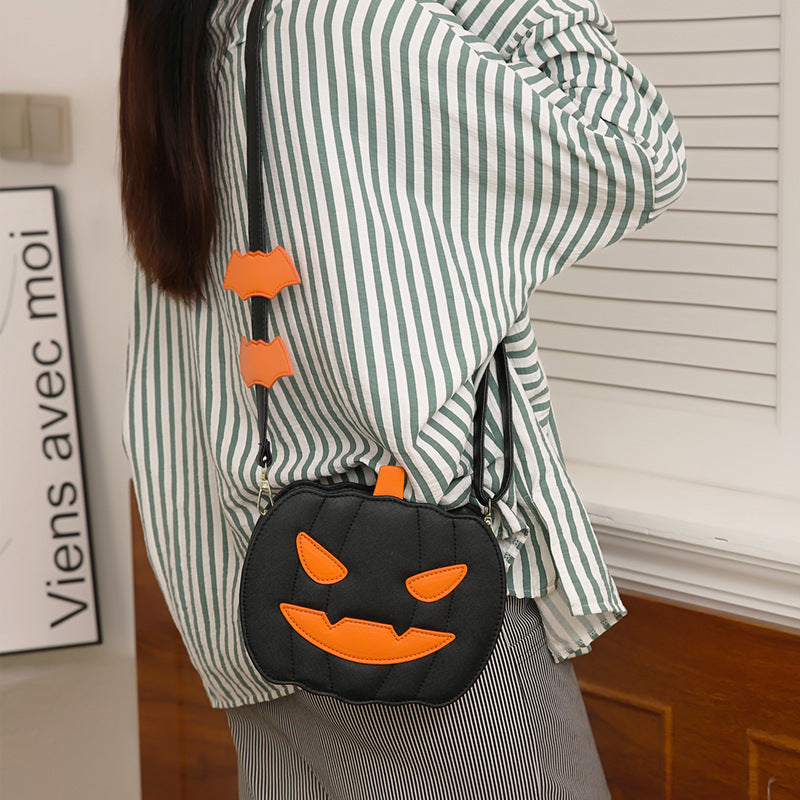 2023 Halloween Bags Funny Pumpkin Cartoon Shoulder Crossbody Bag With Bat Personalized Creative Female Bag Bests Sale