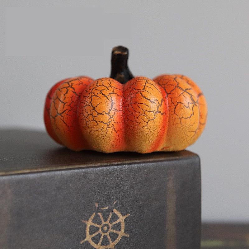 New Halloween Pumpkin Lantern Simulation Pumpkin LED Candle Lamp Resin Luminous Pumpkin Bests Sale