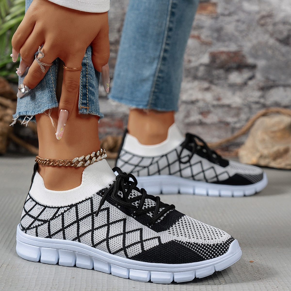 Colorblock Plaid Lace-Up Flyknit Sneakers Ins Mesh Casual Shoes Fashion Breathable Walking Running Sports Shoes For Women - Bests Sale
