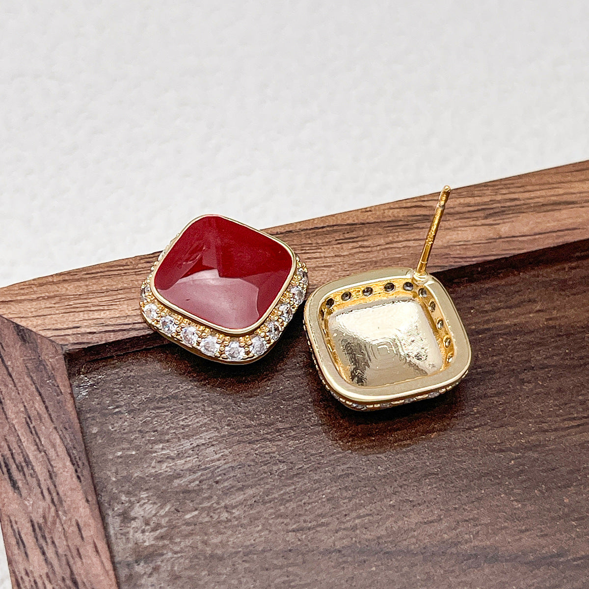 Retro Red Plate Temperament Inlaid Square Simple And Stylish Earrings - Bests Sale