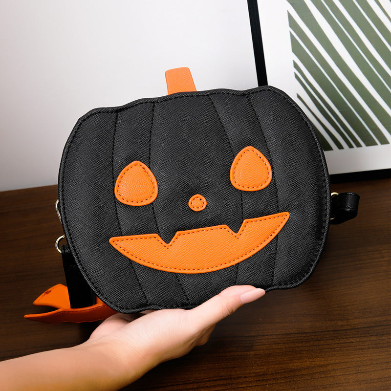 2023 Halloween Bags Funny Pumpkin Cartoon Shoulder Crossbody Bag With Bat Personalized Creative Female Bag Bests Sale