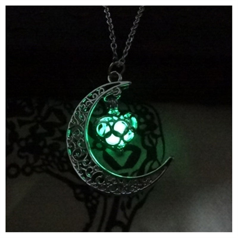 Glowing Pendant Necklaces Silver Plated Chain Necklaces - Bests Sale