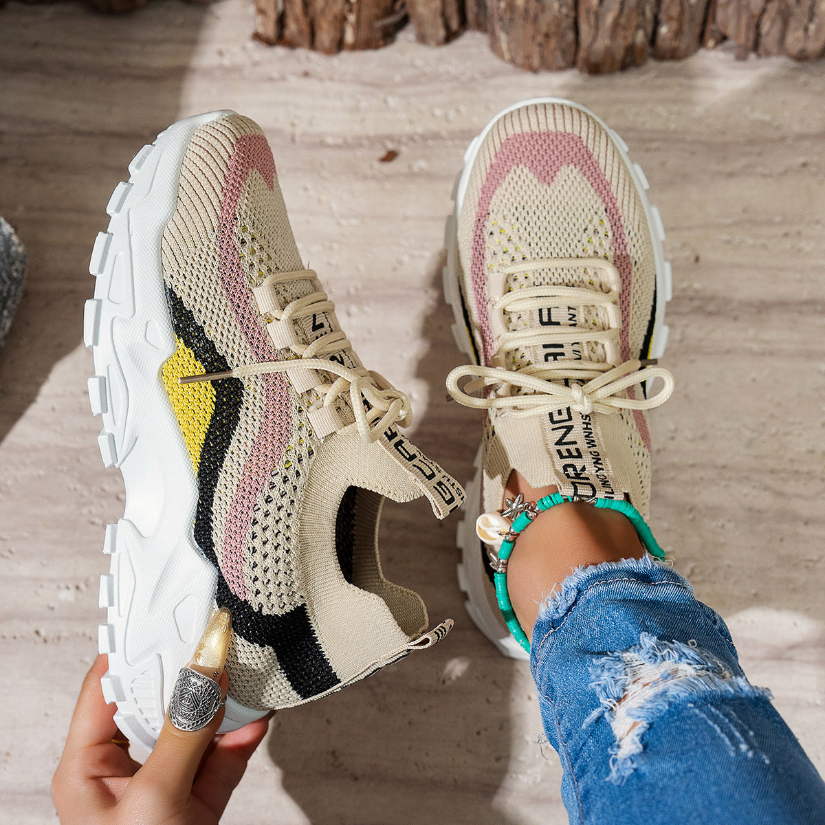 Stylish And Lightweight Soft Bottom Sports Women's Casual Shoes - Bests Sale