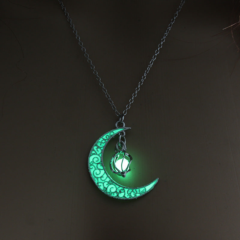Glowing Pendant Necklaces Silver Plated Chain Necklaces - Bests Sale