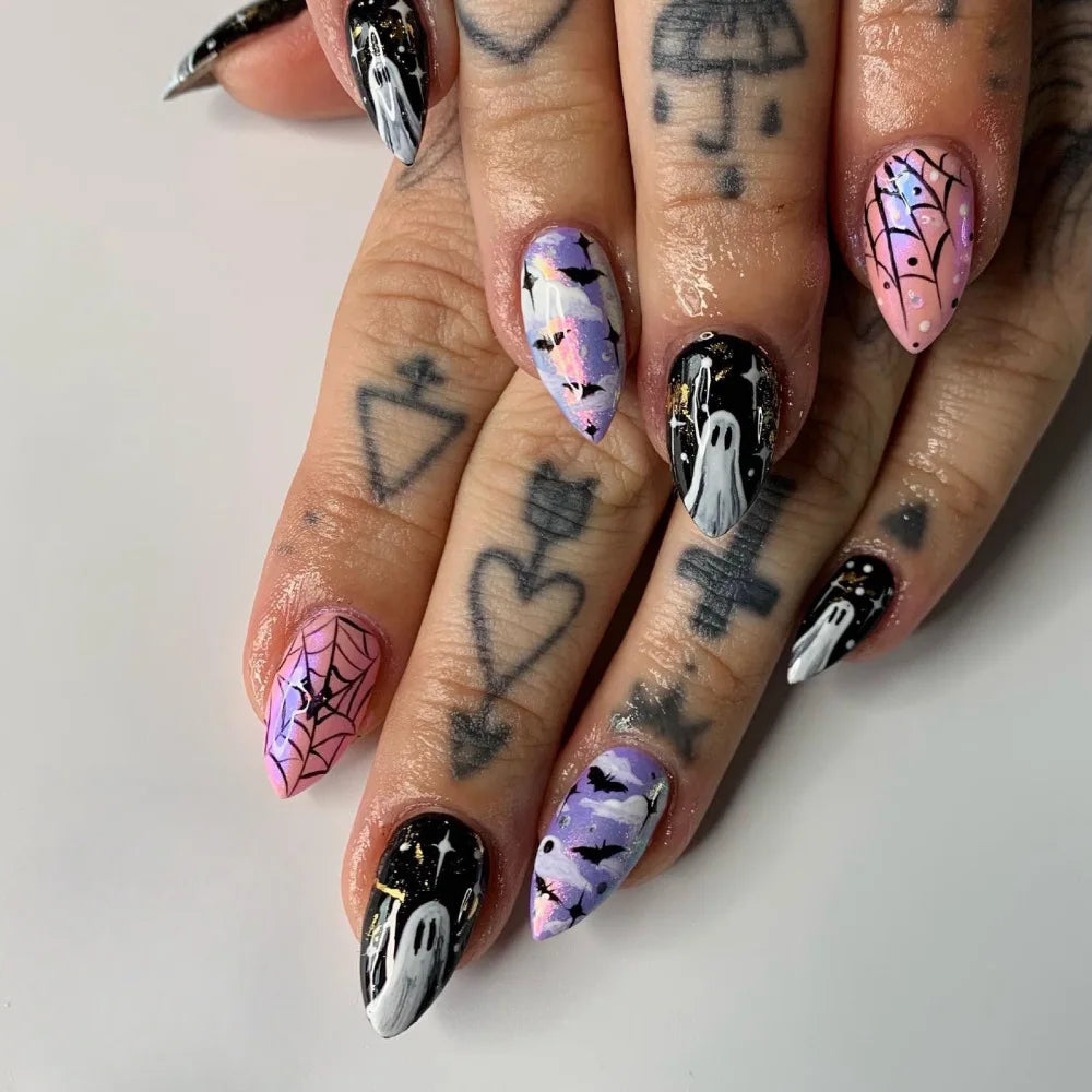 24pcs Almond False Nails Halloween Blood Red Short Full Cover Nail Tips with Spider Designfake Nail Art Wearable Press on Nails