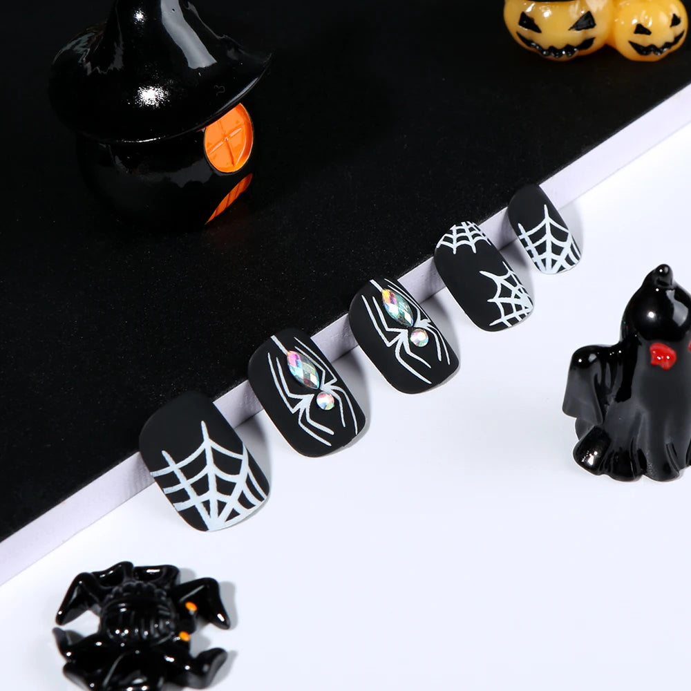 24Pcs Black Halloween Fake Nail Tips with Diamond Spider Web Design Press On Nails Short Square Wearable Y2K False Fingertips 1