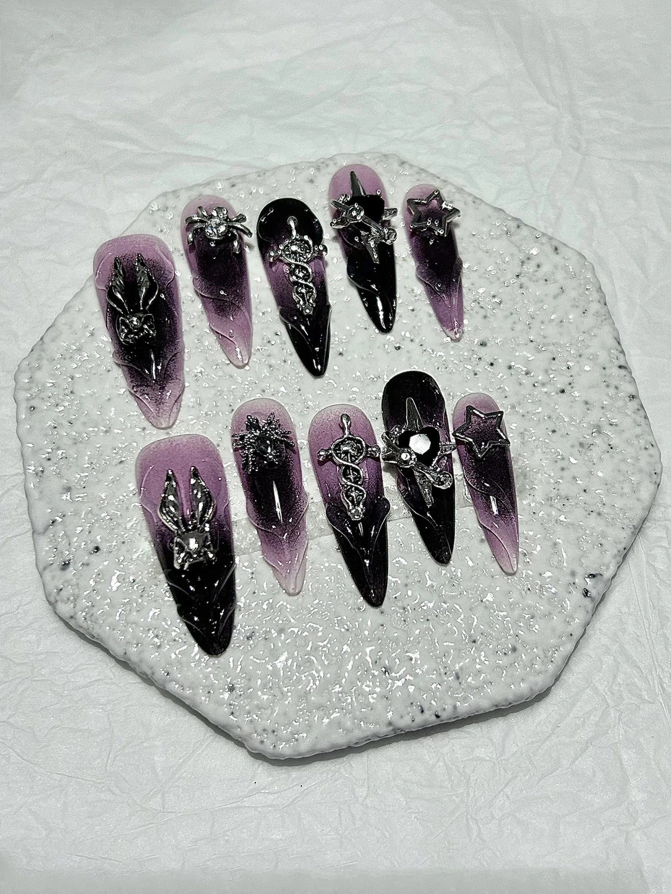 10 uñas postizas Y2k para Halloween, estilo punk oscuro, hechas a mano, con diseño de araña, conejito, dulce, picante, extraíbles y reutilizables.