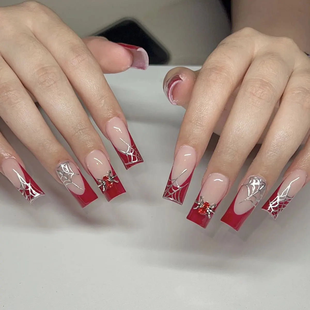24Pcs Silver Spider Design Halloween Press-On Nails - Gothic Punk Almond False Nails