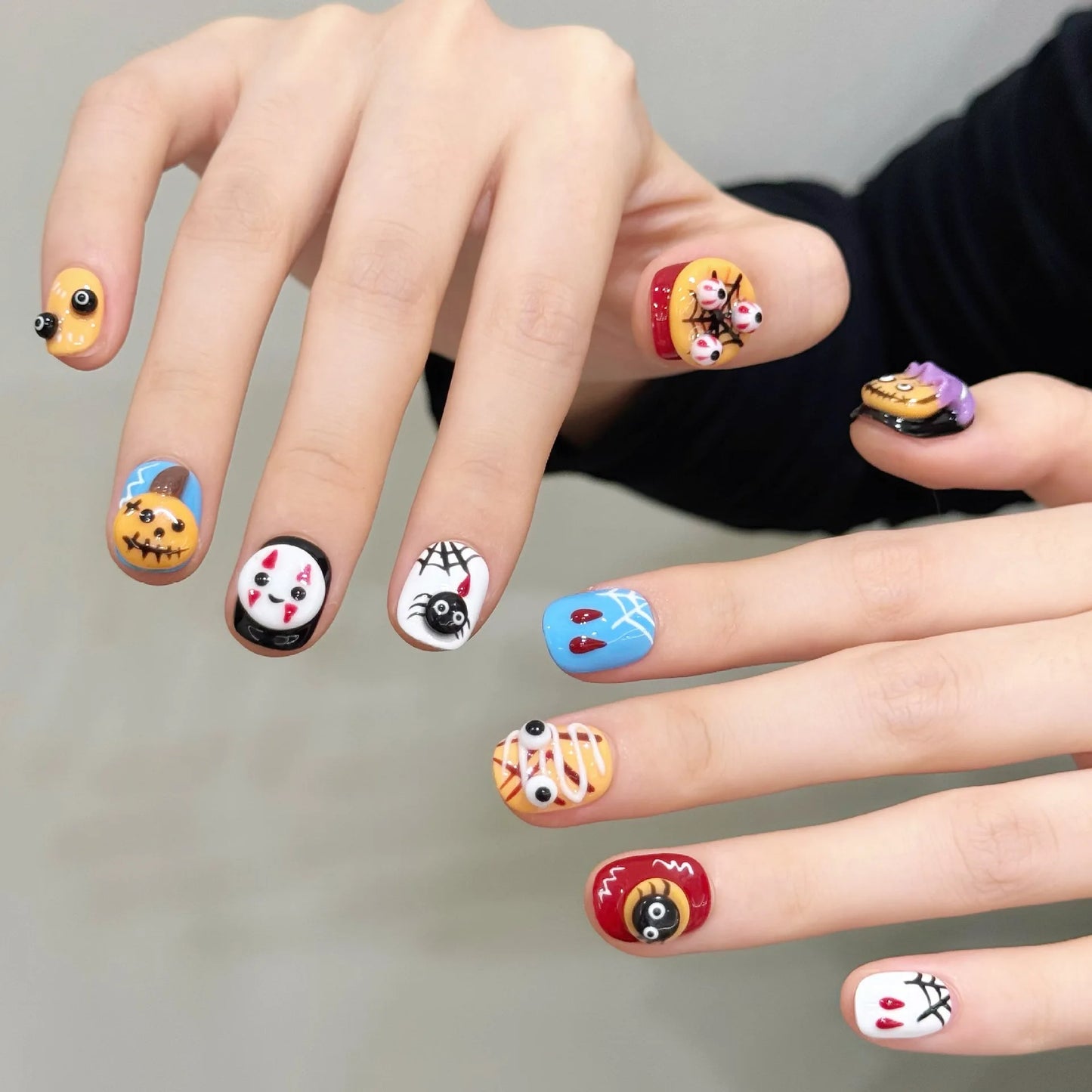 10pcs Short Round Handmade False Nails For Halloween 3D Pumpkin Ghost Spider Decor Press On Nails Sweet Cool Party Fake Nail