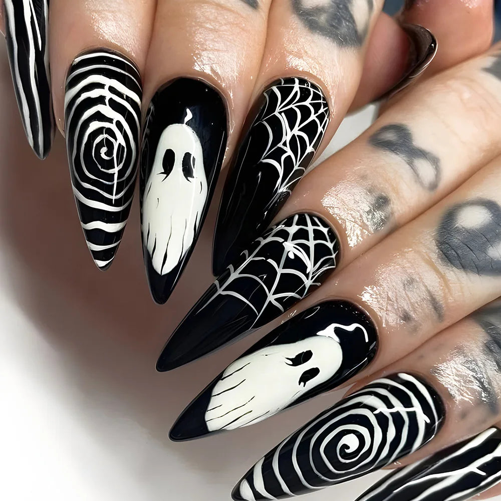 24 uñas postizas negras con diseño de telaraña fantasma, decoración en almendra, uñas postizas para usar en fiestas de Halloween.