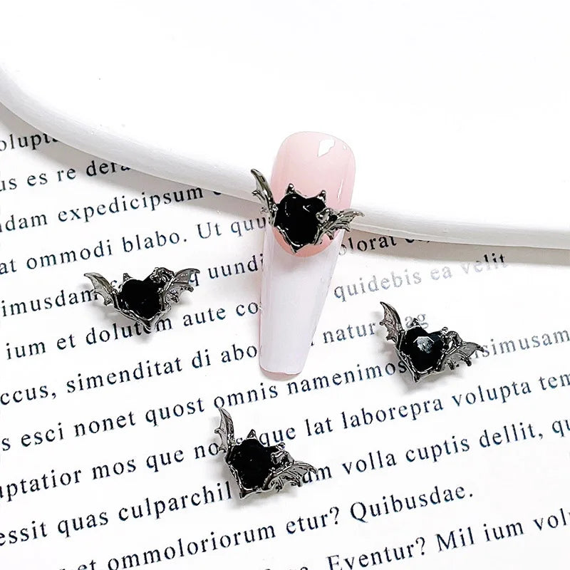 10pcs Gothic Punk Style Alloy Bat 3Heart D Nail Art Charms Spider Design For Halloween Nails Decoration Accessories