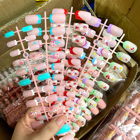 96Pcs/box Halloween Series False Nails #24*4 Press on Nails Ghosts Pumpkin Spider Design Full Cover Almond/Coffin Fake Nail Tips