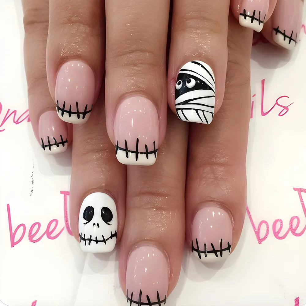 24pcs Halloween False Nails Glow in the Dark Ghost Spider Printed Press on Nail Halloween Manicure Supplies Wearable Fake Nails