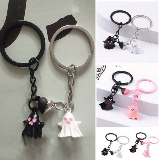 Unique Bag Hanging Halloween Ghost Keychain Cute Couple Magnetic Ghost Pendant Lovers Ornaments Key Rings Key Decoration Bests Sale