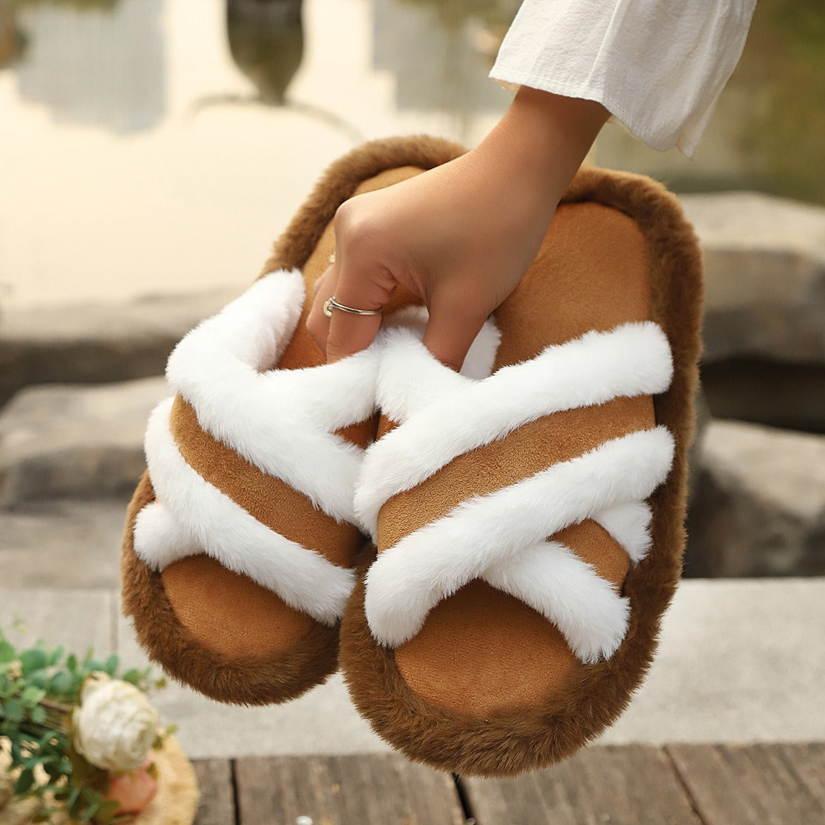 Fluffy Slippers Cross Strap Stitching Warm Casual Platform Slippers - Bests Sale